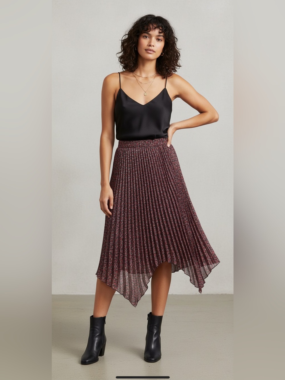 Made in Italy Pleated Silk Midi Skirt Handkerchief Hem Red Black Floral ✨